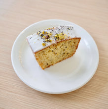 Load image into Gallery viewer, Earl Grey Teacake (Whole Loaf)