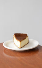 Load image into Gallery viewer, [EC] Burnt Cheesecake (Whole Cake 9&quot;)
